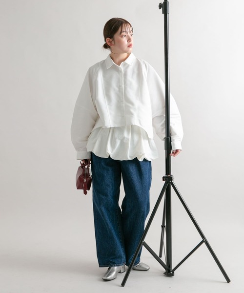 KBF（ケイビーエフ）の「フォルムシャツ（シャツ/ブラウス・レディース・ベージュ/ネイビー/オフホワイト・ONE）」の16枚目の写真
