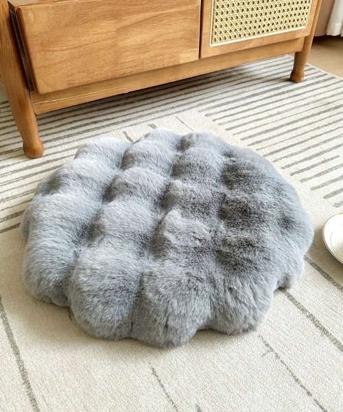 ◇美品　ドイツ製　Carma　クッション　ペア　シープ調　ブラウン b-zic009.jpg