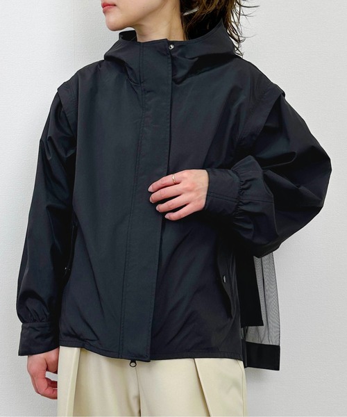 LUGIVA（ルギヴァ）の「バックチュール2WAYマウンテンパーカー（マウンテンパーカー・レディース・オフホワイト/ブラック・M）」の19枚目の写真