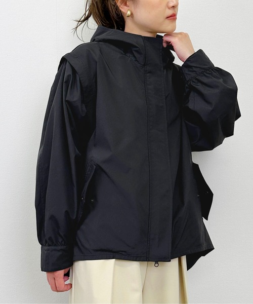 LUGIVA（ルギヴァ）の「バックチュール2WAYマウンテンパーカー（マウンテンパーカー・レディース・オフホワイト/ブラック・M）」の20枚目の写真