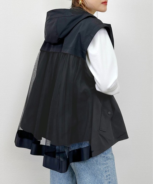 LUGIVA（ルギヴァ）の「バックチュール2WAYマウンテンパーカー（マウンテンパーカー・レディース・オフホワイト/ブラック・M）」の22枚目の写真