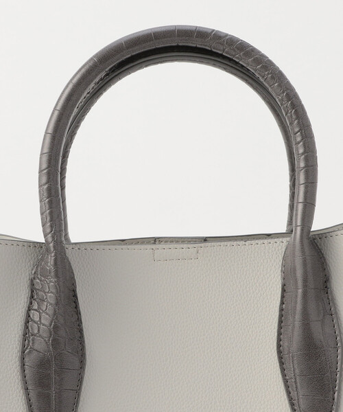 MONO　COMME CA（モノコムサ）の「型押しハンドルバッグ（ハンドバッグ・レディース・ダークグレー/ブラック/グレー・FREE）」の20枚目の写真