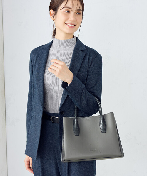MONO　COMME CA（モノコムサ）の「型押しハンドルバッグ（ハンドバッグ・レディース・ダークグレー/ブラック/グレー・FREE）」の5枚目の写真