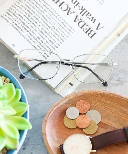 niko and...（ニコアンド）の「オリジナルメタルスクエア伊達メガネ＆サングラス（メガネ・レディース・スモーク/グレー・FREE）」の18枚目の写真