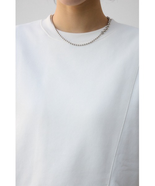 AZUL by moussy(アズールバイマウジー)の「クロップドスウェットトップス(スウェット・レディース・アイボリー/ライム/ブラック/チャコールグレー・FREE)」の11枚目の写真