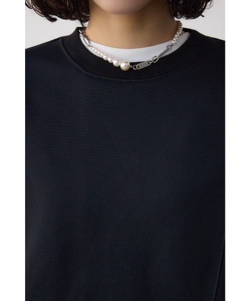 AZUL by moussy(アズールバイマウジー)の「クロップドスウェットトップス(スウェット・レディース・アイボリー/ライム/ブラック/チャコールグレー・FREE)」の22枚目の写真