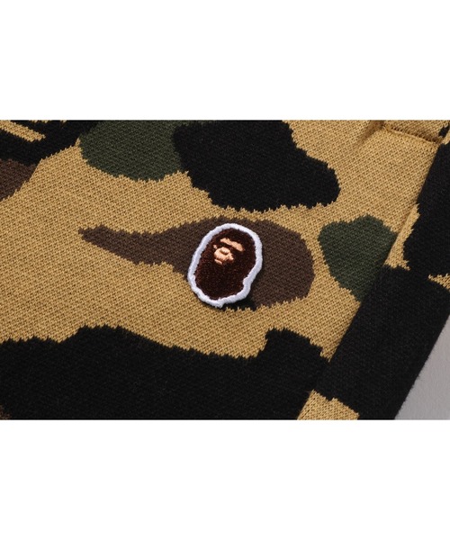A BATHING APE(アベイシングエイプ)の「1ST CAMO JACQUARD ONE POINT RELAXED FIT SWEAT SHORTS(スウェットパンツ・メンズ・グリーン/イエロー・MEDIUM/SMALL/XX-LARGE/LARGE/X-LARGE)」の6枚目の写真