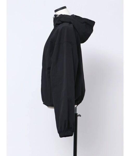 VEQUM（VEQUM）の「【VEQUM】NYLON TRACK JACKET（ブルゾン・レディース・ブラック/その他・FREE）」の5枚目の写真