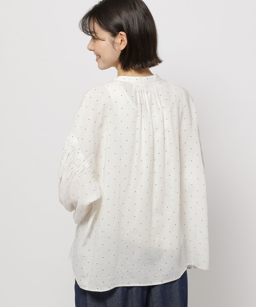 niko and...（ニコアンド）の「COMFORTリネンタックブラウス（シャツ/ブラウス・レディース・ブラック/ブルー/パープル/レッド/オフホワイト・MEDIUM/LARGE）」の11枚目の写真