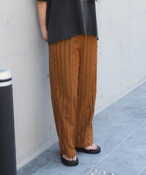 Ray BEAMS（レイビームス）の「ストライプ ジャカード ワイド パンツ [洗える]（その他パンツ・レディース・ブラック/オフホワイト/ダークブラウン・1/0）」の3枚目の写真