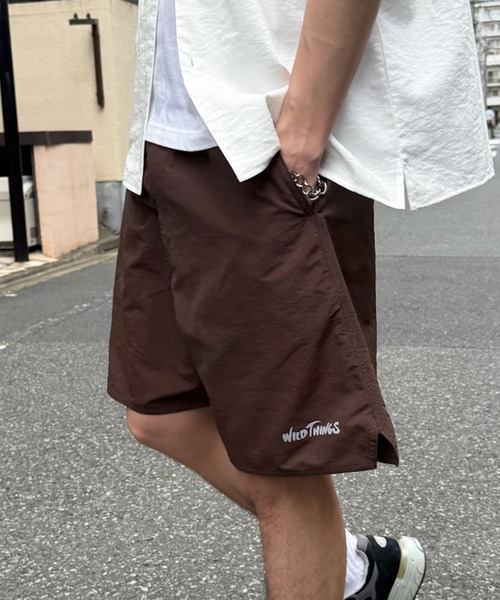 WILD THINGS(ワイルドシングス)の「【WILD THINGS】Military Nylon Ripstop Wide Baggy Shorts / ミリタリーナイロン リップストップワイドバギーショーツ(その他パンツ・メンズ・グレー/ブラック/ベージュ/ブラウン/グレー系その他2・S/M/L)」の4枚目の写真