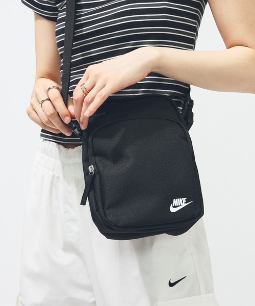 NIKE(ナイキ)の「ナイキ NIKE ナイキ ヘリテージ クロスボディ(ボディバッグ/ウエストポーチ・メンズ・その他・ONE SIZE)」の1枚目の写真