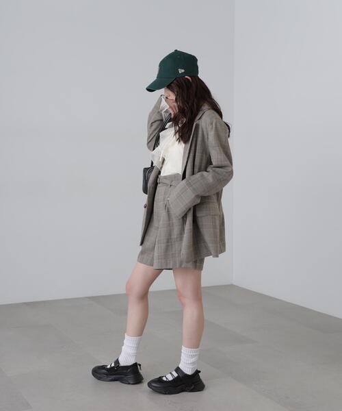 FREE'S MART(フリーズマート)の「◆麻調合繊タックベルト付きショートパンツ(その他パンツ・レディース・ブラウン/グレー系その他/ホワイト/ネイビー・MEDIUM/SMALL)」の11枚目の写真