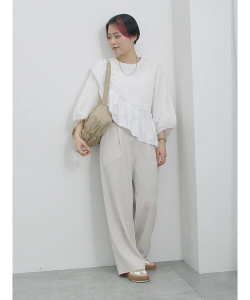 Samansa Mos2 blue(サマンサモスモスブルー)の「ストレートパンツ(セットアップ可)(その他パンツ・レディース・カーキ/ライトベージュ/ベージュ/チャコールグレー・F)」の11枚目の写真