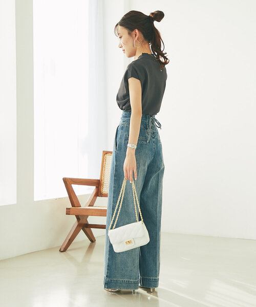 La boutique BonBon（ラブティックボンボン）の「【名品・UVカット・接触冷感】クールタッチUVハイネックフレンチニット（ニット/セーター・レディース・チャコールグレー/イエロー/ピンク/ホワイト/ネイビー/ブラック/ブラウン/グレイッシュベージュ・FREE）」の20枚目の写真