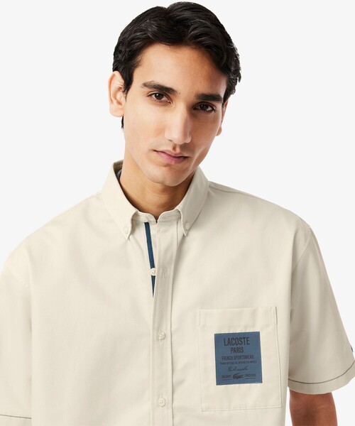 LACOSTE（ラコステ）の「配色ステッチ シルクブレンド ネームパッチボタンダウン 半袖シャツ（シャツ/ブラウス・メンズ・グレイッシュブルー/ブラウン/ダークブルー・38/39/40/41）」の5枚目の写真