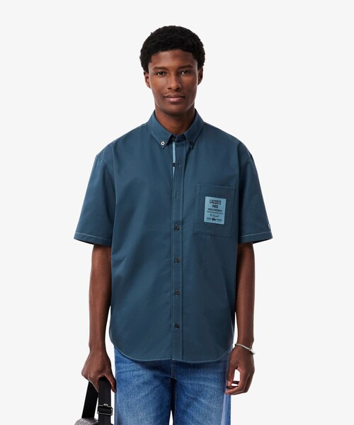 LACOSTE（ラコステ）の「配色ステッチ シルクブレンド ネームパッチボタンダウン 半袖シャツ（シャツ/ブラウス・メンズ・グレイッシュブルー/ブラウン/ダークブルー・38/39/40/41）」の10枚目の写真