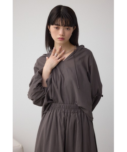 AZUL by moussy(アズールバイマウジー)の「コットンボイルパフスリーブブラウス(シャツ/ブラウス・レディース・チャコールグレー/アイボリー/ピンク・FREE)」の16枚目の写真