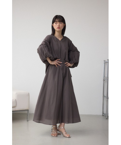 AZUL by moussy(アズールバイマウジー)の「コットンボイルパフスリーブブラウス(シャツ/ブラウス・レディース・チャコールグレー/アイボリー/ピンク・FREE)」の17枚目の写真