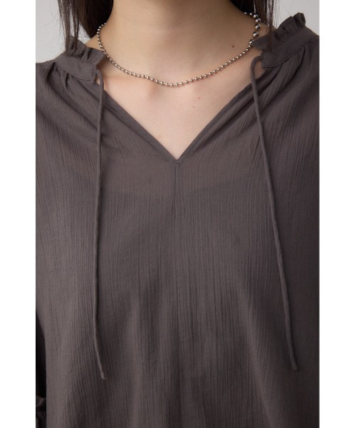 AZUL by moussy(アズールバイマウジー)の「コットンボイルパフスリーブブラウス(シャツ/ブラウス・レディース・チャコールグレー/アイボリー/ピンク・FREE)」の21枚目の写真