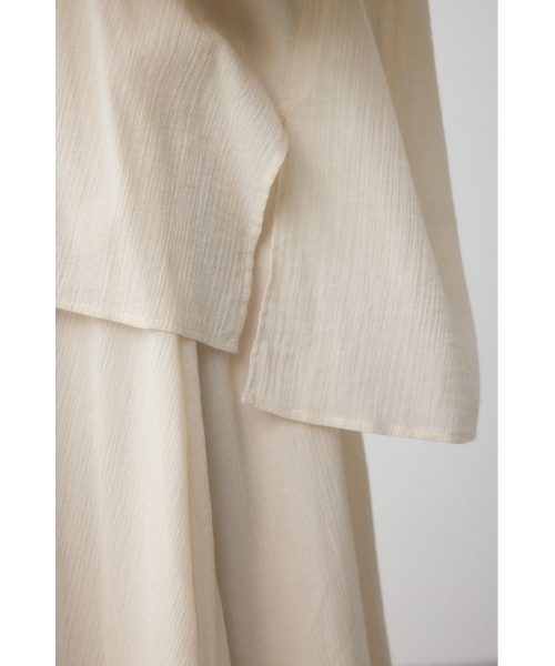 AZUL by moussy(アズールバイマウジー)の「コットンボイルパフスリーブブラウス(シャツ/ブラウス・レディース・チャコールグレー/アイボリー/ピンク・FREE)」の14枚目の写真