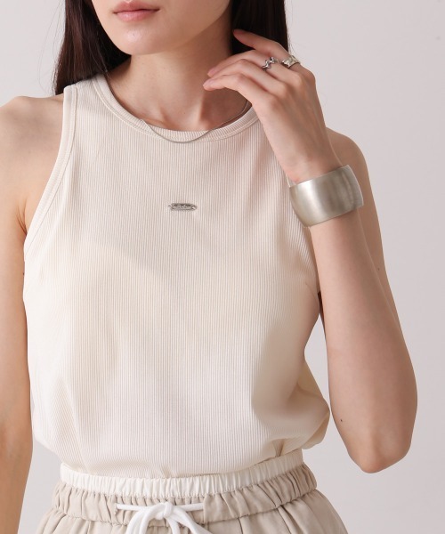 Bab（バブ）の「ロゴプレート付アメスリタンクトップ（タンクトップ・レディース・アイボリー/ブラック/オレンジ/モカ・FREE）」の2枚目の写真