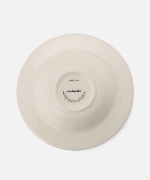 marimekko（マリメッコ）の「Unikko / syva lautanen 20ｃｍ deep dish（食器・レディース・ブラック・FREE）」の2枚目の写真