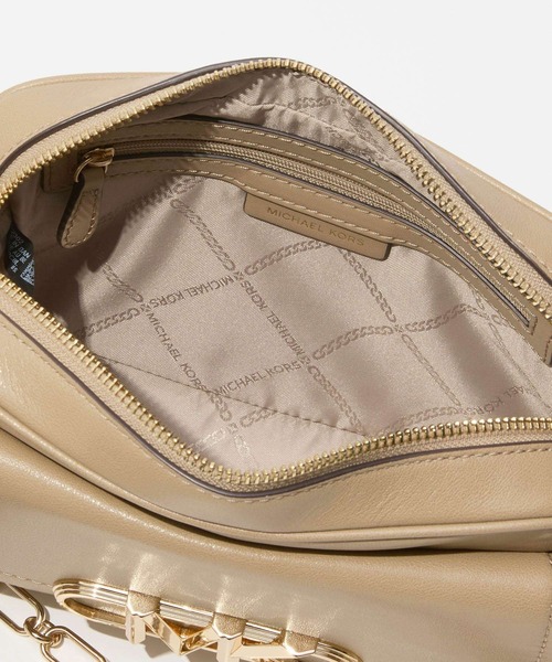 MICHAEL KORS(マイケルコース)の「MICHAEL KORS Parker Medium Leather Crossbody Bag マイケルコース パーカー ミディアム レザー クロスボディバッグ(ショルダーバッグ・レディース・ブラック/ベージュ系その他/ベージュ系その他2・FREE)」の7枚目の写真