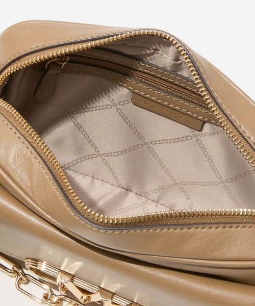 MICHAEL KORS(マイケルコース)の「MICHAEL KORS Parker Medium Leather Crossbody Bag マイケルコース パーカー ミディアム レザー クロスボディバッグ(ショルダーバッグ・レディース・ブラック/ベージュ系その他/ベージュ系その他2・FREE)」の16枚目の写真