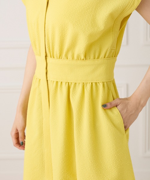 INED（イネド）の「ギンガムサッカー ウエストギャザーワンピース（ワンピース・レディース・イエロー/その他12/ブラック・9号/7号）」の8枚目の写真