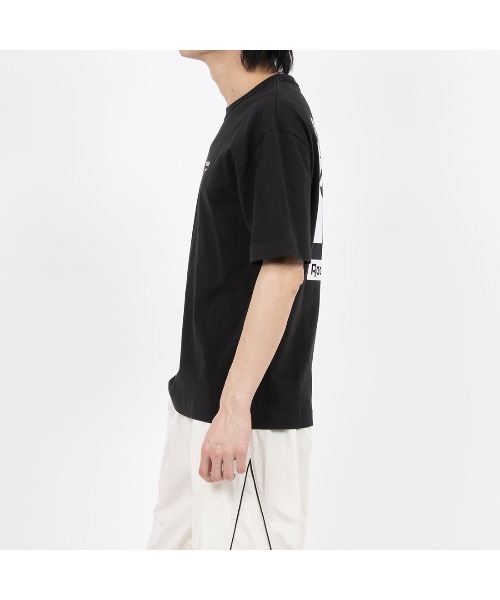 Reebok(リーボック)の「シャック ロゴ Tシャツ / GS HS SHAQ LOGO TEE(Tシャツ/カットソー・メンズ・ホワイト/ブラック・LARGE/X-LARGE/XX-LARGE/SMALL/MEDIUM)」の5枚目の写真