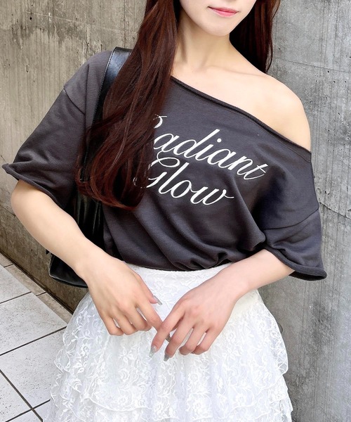 INGNI（イング）の「ワンショルスウェットロゴトップス（Tシャツ/カットソー・レディース・グレー/チャコールグレー/オートミール/カモフラージュ・M）」の5枚目の写真