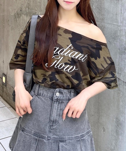 INGNI（イング）の「ワンショルスウェットロゴトップス（Tシャツ/カットソー・レディース・グレー/チャコールグレー/オートミール/カモフラージュ・M）」の19枚目の写真
