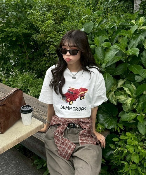 INTER FACTORY（インターファクトリー）の「SARA - プリントTシャツ made in INTER FACTORY（Tシャツ/カットソー・レディース・ネイビー/ホワイト・FREE）」の13枚目の写真