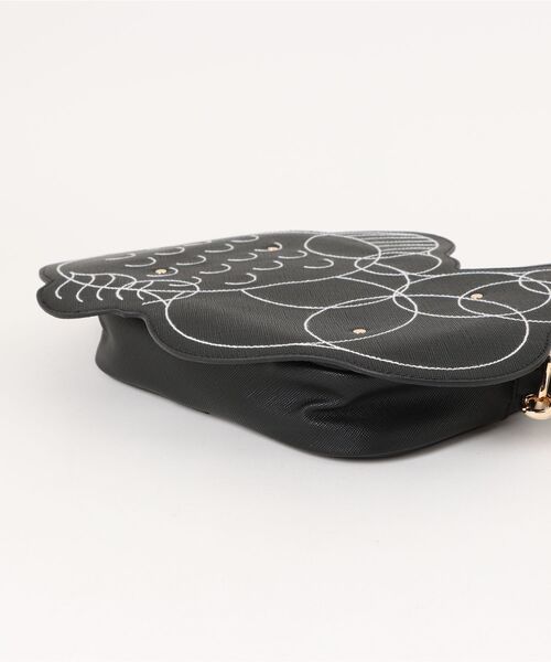 カヤ（カヤ）の「【カヤ】金魚ショルダーバッグ（ショルダーバッグ・レディース・レッド/ブラック/シルバー・FREE）」の6枚目の写真