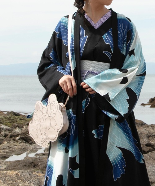 カヤ（カヤ）の「【カヤ】金魚ショルダーバッグ（ショルダーバッグ・レディース・レッド/ブラック/シルバー・FREE）」の14枚目の写真