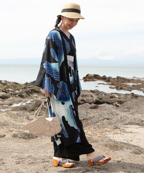 カヤ（カヤ）の「【カヤ】金魚ショルダーバッグ（ショルダーバッグ・レディース・レッド/ブラック/シルバー・FREE）」の16枚目の写真