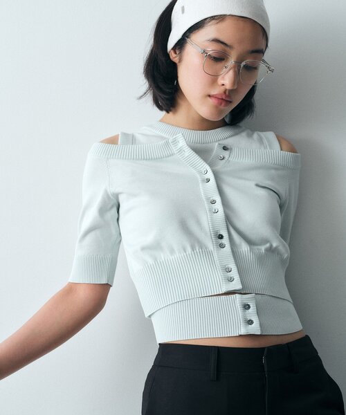 CODE A（コードエー）の「design knit short cardigan（カーディガン/ボレロ・レディース・ブラック/ライトブルー/ライトグレー・00）」の3枚目の写真