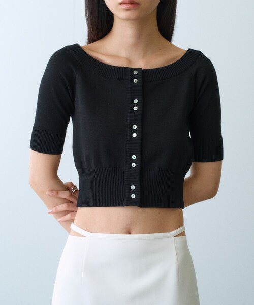 CODE A（コードエー）の「design knit short cardigan（カーディガン/ボレロ・レディース・ブラック/ライトブルー/ライトグレー・00）」の4枚目の写真