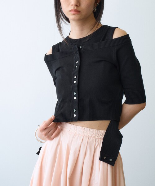 CODE A（コードエー）の「design knit short cardigan（カーディガン/ボレロ・レディース・ブラック/ライトブルー/ライトグレー・00）」の9枚目の写真