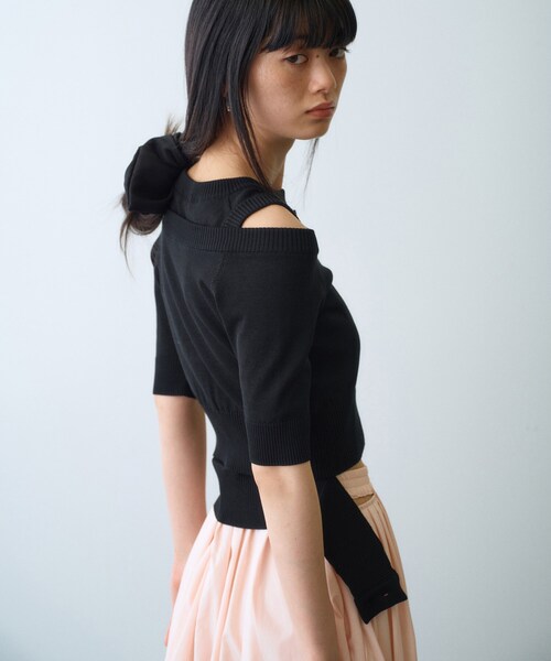 CODE A（コードエー）の「design knit short cardigan（カーディガン/ボレロ・レディース・ブラック/ライトブルー/ライトグレー・00）」の10枚目の写真