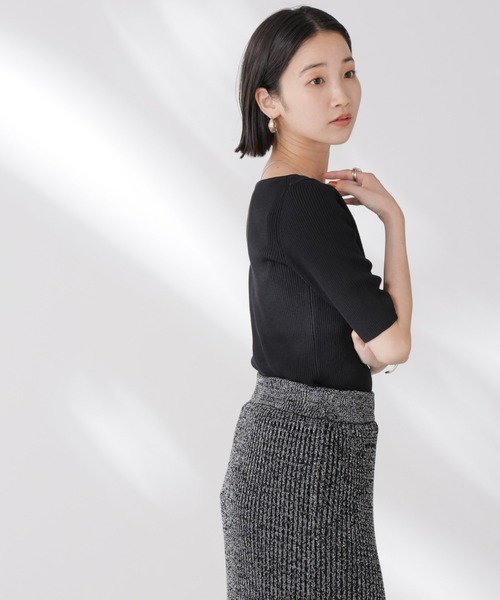 NANO universe（ナノユニバース）の「ボートネックリブニットトップス（ニット/セーター・レディース・ホワイト/ブラック/グレー・FREE）」の4枚目の写真
