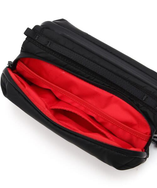 Topologie（トポロジー）の「Topologie/トポロジー  Bottle Sacoche Medium Puffer ボトルサコッシュミディアムパファー【バッグ単体】（ショルダーバッグ・メンズ・ブラック・F）」の10枚目の写真