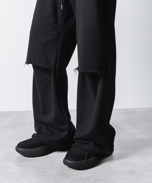 VEIN (ヴェイン)の「ジャンベルカテリー カットオフ バギートラウザーズ / JUMBERCA TERRY CUT OFF BAGGY TROUSERS(スウェットパンツ・メンズ・ブラック・2/1)」の10枚目の写真