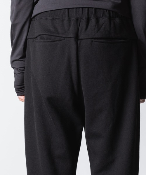 VEIN (ヴェイン)の「ジャンベルカテリー カットオフ バギートラウザーズ / JUMBERCA TERRY CUT OFF BAGGY TROUSERS(スウェットパンツ・メンズ・ブラック・2/1)」の12枚目の写真