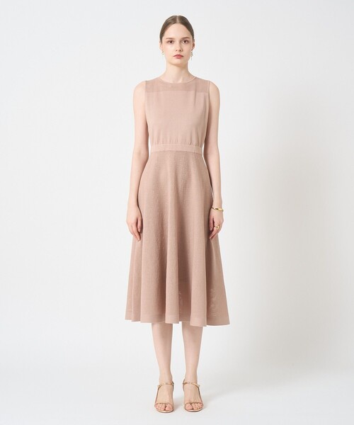 ANAYI(アナイ)の「サマーメッシュワンピース〈セットアップ対応商品〉(ワンピース・レディース・ブルー/ブラック/ピンクベージュ・38/36/34)」の4枚目の写真