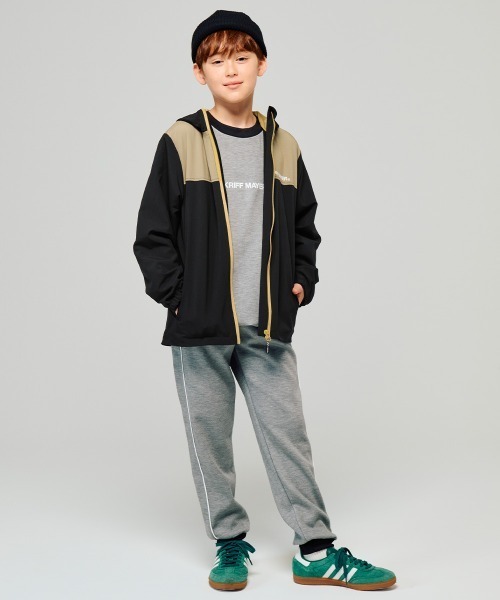 KRIFF MAYER Kid's Collection（クリフメイヤーキッズコレクション）の「【撥水・防汚】アクティブストレッチマウンテンパーカー（マウンテンパーカー・キッズ・グリーン/ベージュ/パープル/ブラック・140/150/160/170/120/130）」の7枚目の写真