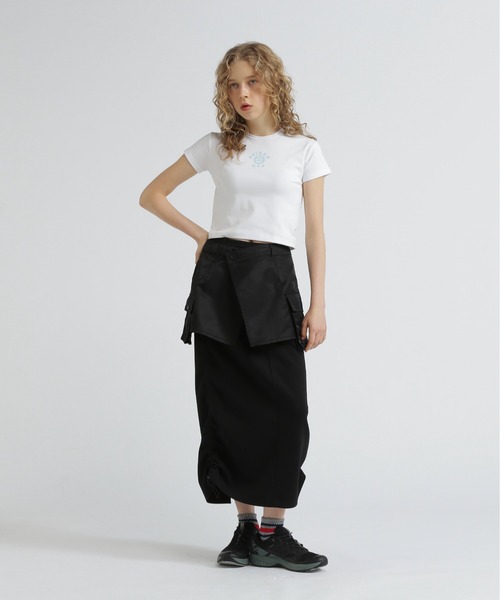 AVIREX（アヴィレックス）の「NYLON×DOUBLE KNIT LAYERED SKIRT/ナイロン×ダブルニットレイヤードスカート（スカート・レディース・グレー/オリーブ/ブラック・F）」の6枚目の写真