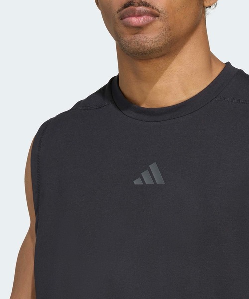 D4T X ノースリーブTシャツ / アディダス adidas（タンクトップ