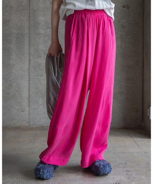 k3&co.(ケイスリーアンドコー)の「Gathered pants(その他パンツ・レディース・ピンク・ONE SIZE)」の2枚目の写真